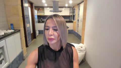 Christiekroes online show from February 2025 01:08:01 AM