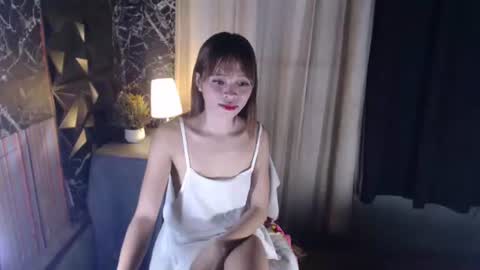 Snapshot of christin_gray chatting on September 2025 05:07:01 AM christin_gray online show from September 2025 05:07:01 AM