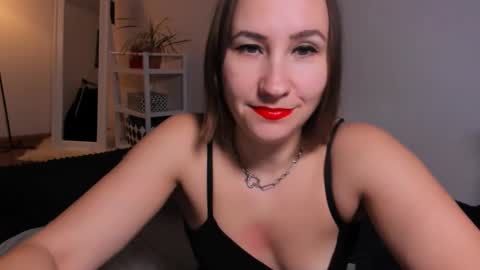 christina rosse online show from November 2025 10:09:01 AM