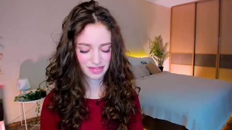 christinaconteeree online show from October 2025 01:53:02 PM