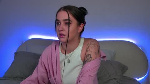 Snapshot of christinamilton chatting on February 2025 12:53:02 AM Christina online show from February 2025 12:53:02 AM