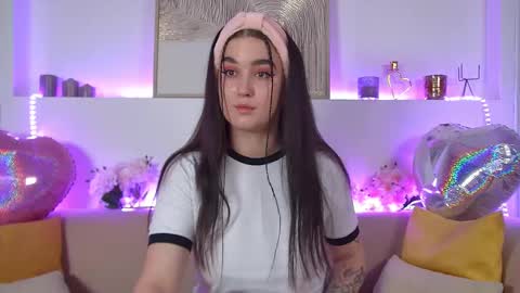 Snapshot of christinamilton chatting on February 2025 09:49:01 PM Christina online show from February 2025 09:49:01 PM