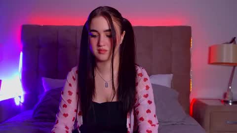 Snapshot of christinamilton chatting on March 2025 09:29:02 PM Christina online show from March 2025 09:29:02 PM