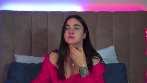 Snapshot of christinamilton chatting on September 2025 06:31:02 PM Christina online show from September 2025 06:31:02 PM