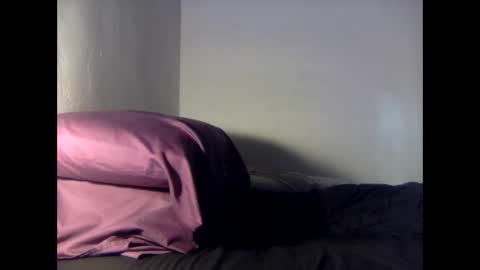 Snapshot of christinasaunters chatting on October 2025 02:36:01 PM Christina Saunters online show from October 2025 02:36:01 PM