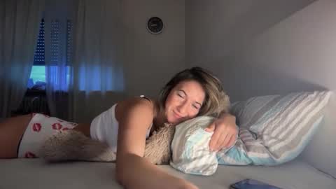 Christine online show from October 2025 06:26:02 AM