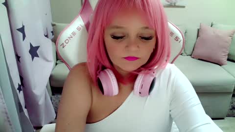 Christi online show from December 2024 06:41:02 PM