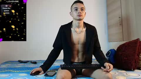 Snapshot of christopher__vans chatting on September 2025 10:25:02 AM CHRISTOPHER online show from September 2025 10:25:02 AM