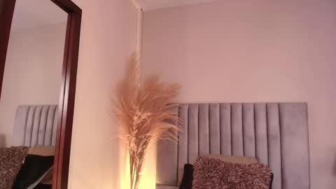 Christy online show from November 2025 06:41:02 PM