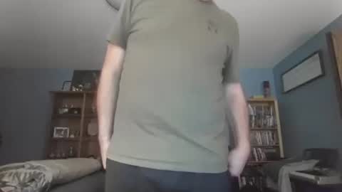 Snapshot of chrisw8121 chatting on October 2025 04:09:01 PM chrisw8121 online show from October 2025 04:09:01 PM