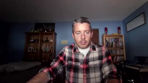 chrisw8121 online show from December 2025 05:53:01 PM