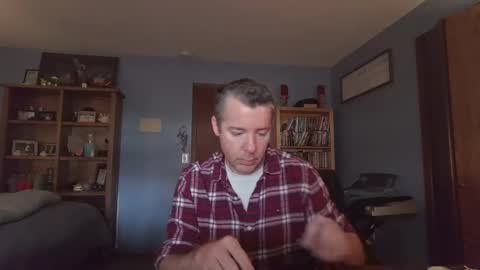 chrisw8121 online show from March 2026 05:42:02 PM