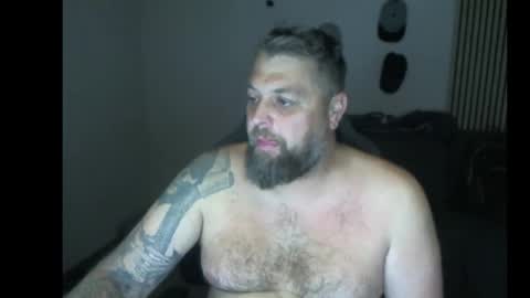 Chrizz online show from October 2025 11:05:01 PM