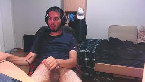 Chromefox123 online show from December 2025 09:09:01 PM