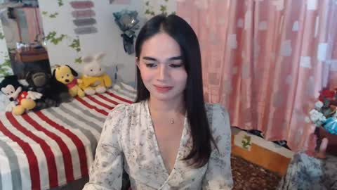 Ur Suraya22 online show from February 2025 04:03:01 PM