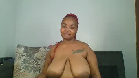 chubby_princess2 online show from October 2025 01:31:01 PM