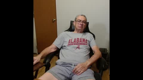 Snapshot of chubbyguy00054 chatting on February 2025 02:38:02 AM chubbyguy00054 online show from February 2025 02:38:02 AM