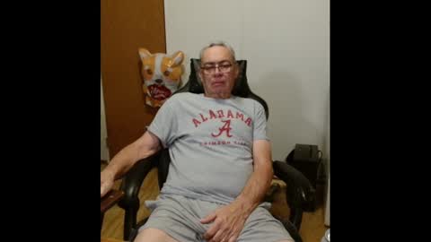 Snapshot of chubbyguy00054 chatting on March 2025 09:11:02 PM chubbyguy00054 online show from March 2025 09:11:02 PM