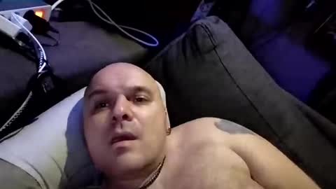 chubbyman42 online show from November 2025 04:22:01 AM