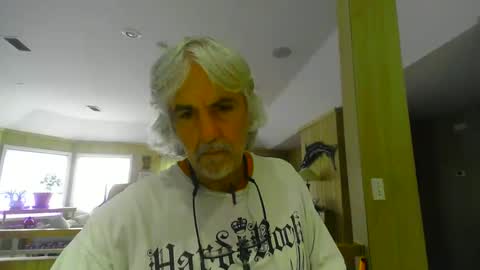 Snapshot of chuck354139 chatting on December 2024 10:08:02 PM chuck354139 online show from December 2024 10:08:02 PM