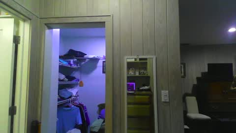 Snapshot of chuck354139 chatting on December 2024 02:22:01 PM chuck354139 online show from December 2024 02:22:01 PM