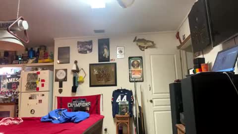 Snapshot of chuck354139 chatting on December 2024 11:29:02 PM chuck354139 online show from December 2024 11:29:02 PM