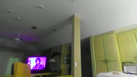 Snapshot of chuck354139 chatting on December 2024 04:56:01 AM chuck354139 online show from December 2024 04:56:01 AM