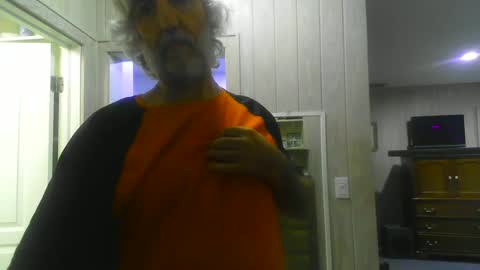 Snapshot of chuck354139 chatting on January 2025 05:24:02 AM chuck354139 online show from January 2025 05:24:02 AM