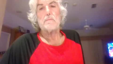 Snapshot of chuck354139 chatting on January 2025 03:38:02 AM chuck354139 online show from January 2025 03:38:02 AM