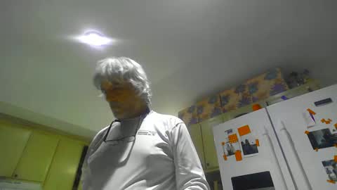 Snapshot of chuck354139 chatting on January 2025 05:19:02 AM chuck354139 online show from January 2025 05:19:02 AM