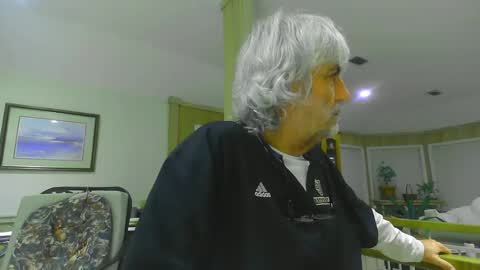 Snapshot of chuck354139 chatting on January 2025 03:39:02 AM chuck354139 online show from January 2025 03:39:02 AM