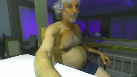 Snapshot of chuck354139 chatting on February 2025 12:04:02 PM chuck354139 online show from February 2025 12:04:02 PM