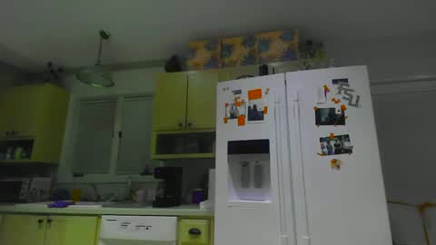 Snapshot of chuck354139 chatting on February 2025 12:52:02 AM chuck354139 online show from February 2025 12:52:02 AM