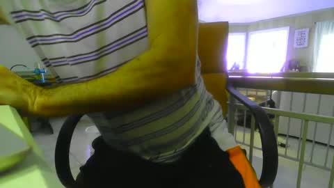 Snapshot of chuck354139 chatting on February 2025 05:53:02 PM chuck354139 online show from February 2025 05:53:02 PM