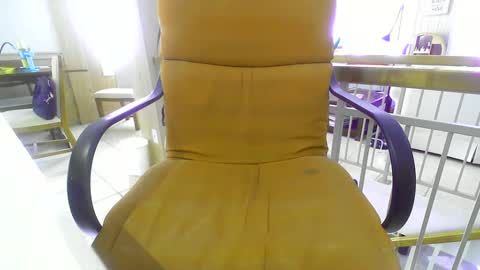 Snapshot of chuck354139 chatting on March 2025 01:38:02 PM chuck354139 online show from March 2025 01:38:02 PM