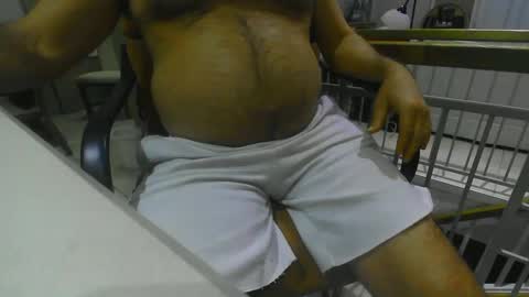 Snapshot of chuck354139 chatting on March 2025 03:08:02 AM chuck354139 online show from March 2025 03:08:02 AM