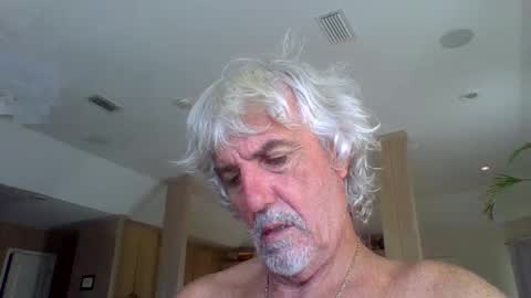 Snapshot of chuck354139 chatting on September 2025 02:33:02 PM chuck354139 online show from September 2025 02:33:02 PM