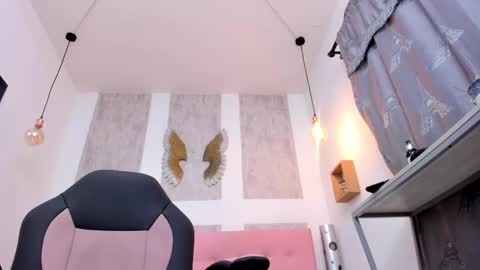 ...   ... online show from March 2026 04:17:02 AM