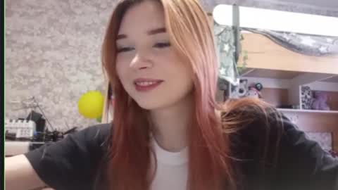 Snapshot of cicelylohry chatting on October 2025 09:10:01 AM Hello Eva here Help me to make 100 thumbs up 333 online show from October 2025 09:10:01 AM