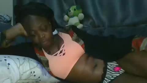 Snapshot of cilia_petite chatting on June 2026 12:01:02 AM cilia petite online show from June 2026 12:01:02 AM
