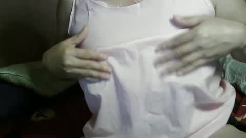 Snapshot of cindy_hot23 chatting on January 2025 11:06:01 PM cindy_hot23 online show from January 2025 11:06:01 PM