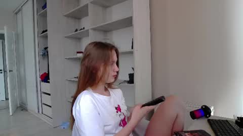 Cindy online show from July 2026 08:44:02 AM