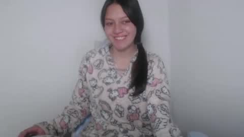 Snapshot of cinna_sweety chatting on October 2025 03:51:01 AM cinna online show from October 2025 03:51:01 AM