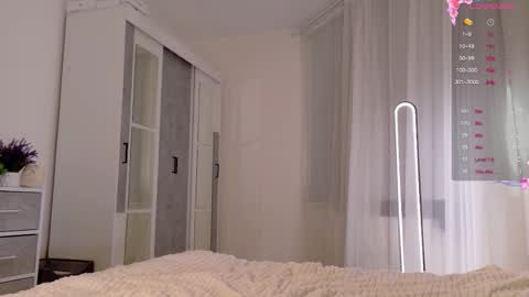 Maddy online show from September 2025 05:44:01 AM