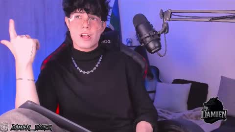 Snapshot of cinnamon_boyxxx chatting on September 2025 02:57:01 AM David Independent Model online show from September 2025 02:57:01 AM