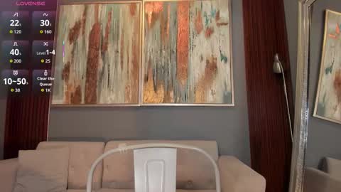 Snapshot of cinnia_ chatting on September 2025 12:07:01 PM Cintia online show from September 2025 12:07:01 PM