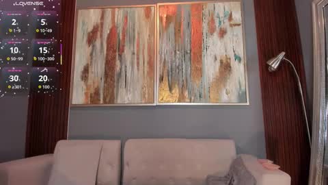 Snapshot of cinnia_ chatting on September 2025 12:08:02 PM Cintia online show from September 2025 12:08:02 PM