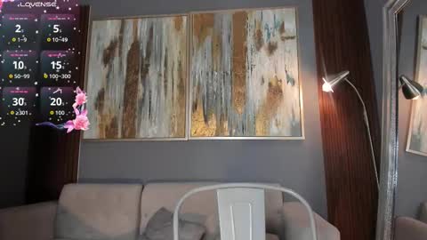 Snapshot of cinnia_ chatting on September 2025 12:21:01 PM Cintia online show from September 2025 12:21:01 PM