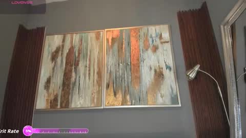 Snapshot of cinnia_ chatting on October 2025 12:05:01 PM Cintia online show from October 2025 12:05:01 PM