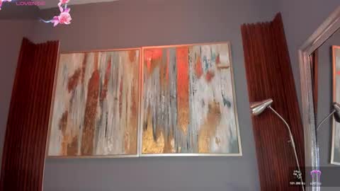 Snapshot of cinnia_ chatting on October 2025 12:06:02 PM Cintia online show from October 2025 12:06:02 PM